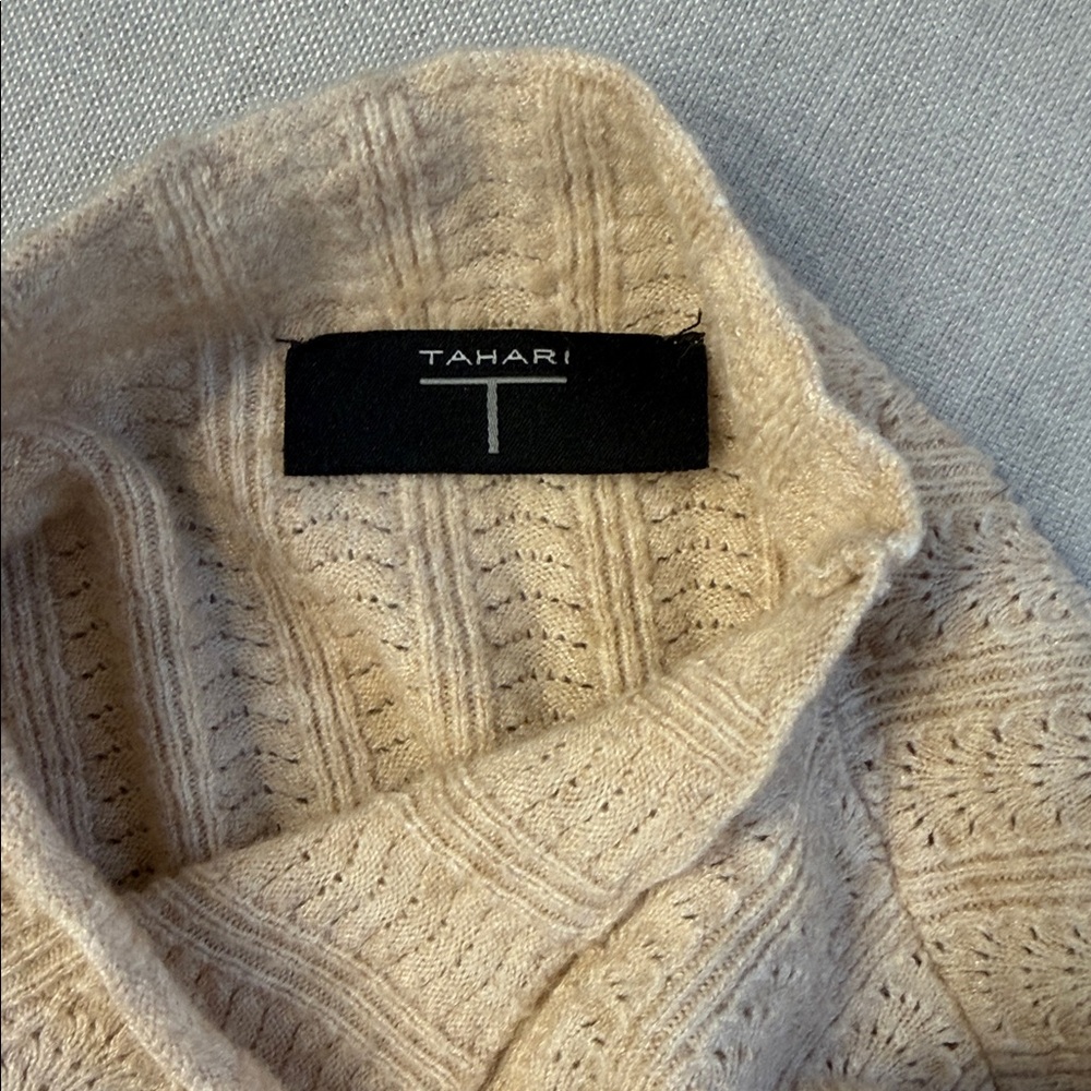 Tahari Cream Textured Knit Top - Picture 6 of 7